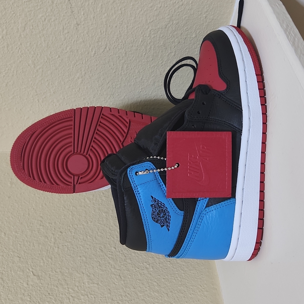 Jordan 1 u.n.c to Chicago